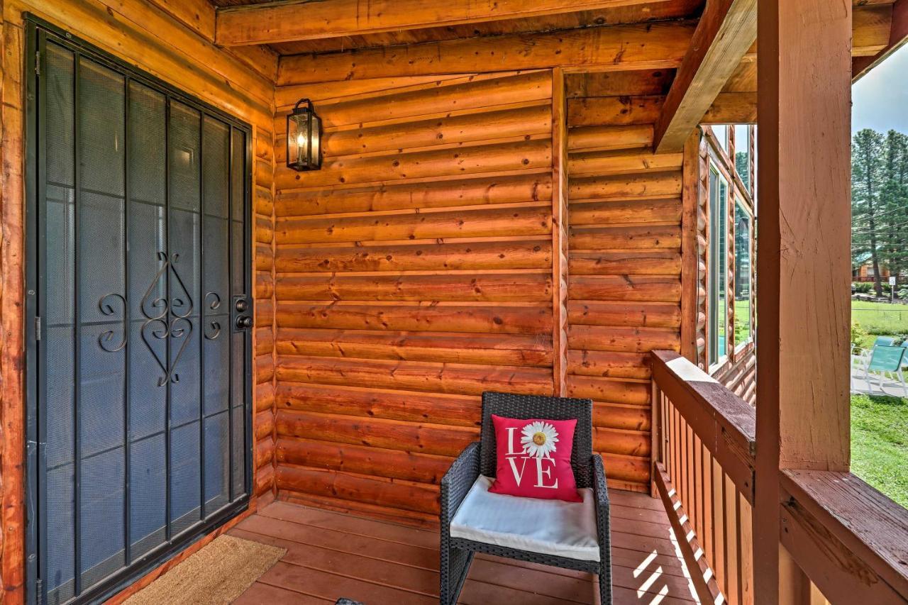 Woodsy Pinetop Oasis, 11 Mi To Rainbow Lake! Luaran gambar